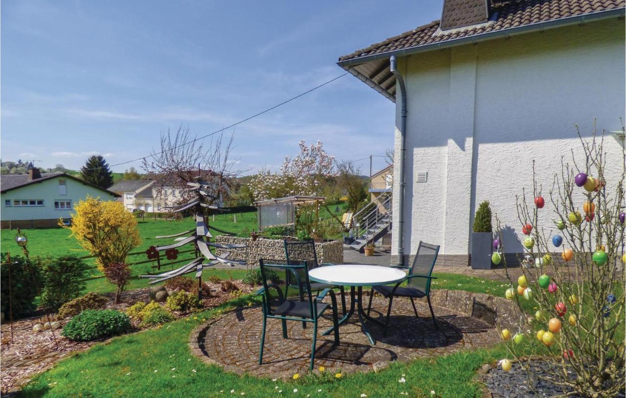 Cozy Apartment In Koerperich-Obersgegen With Wifi Korperich Exterior foto